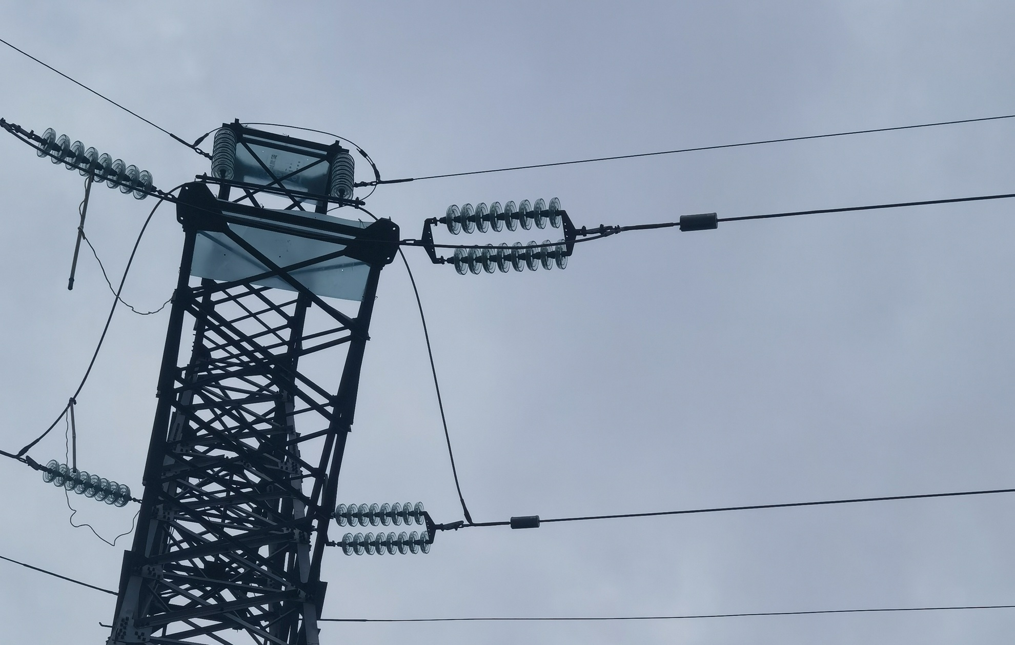 輸電線路分布式故障定位系統(tǒng).jpg